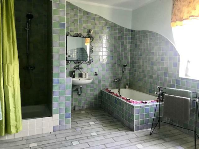 Dom Goscinny Lerka - 240 M2 Mazury Jeziora Lasy Lakorz Buitenkant foto